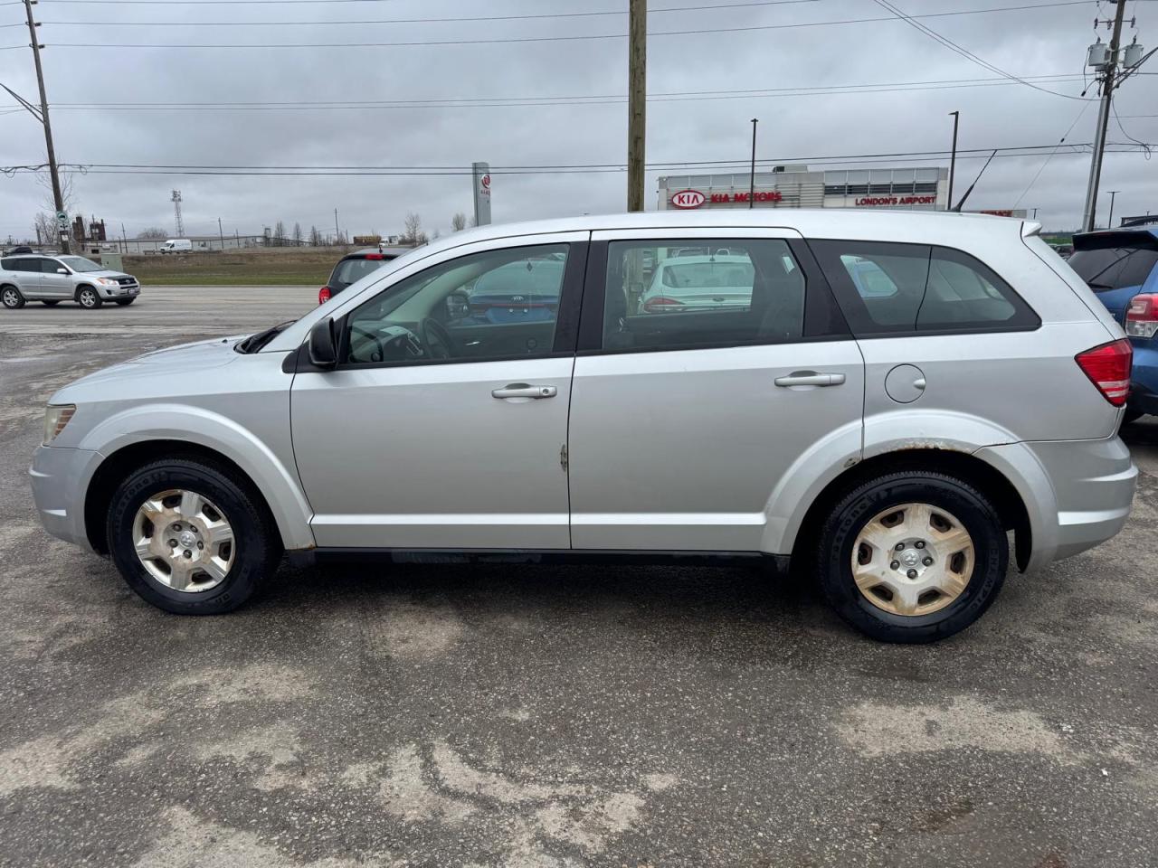 2010 Dodge Journey AS IS, SE, ONE OWNER, NO ACCIDENTS, - Photo #2