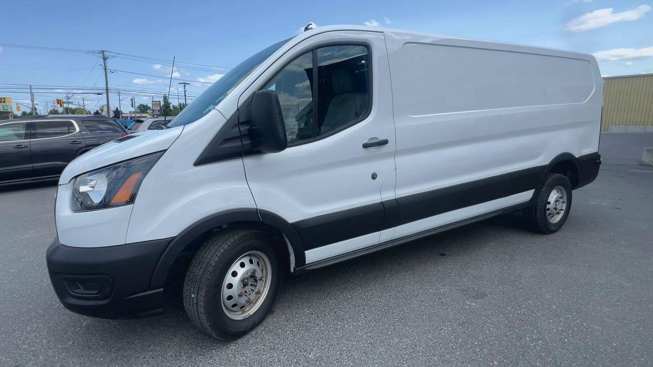 2020 Ford Transit 150 ALL WHEEL DRIVE!! 2 PASSENGER, BACK UP CAM, HEATED SEATS, BLUETOOTH!! Photo3