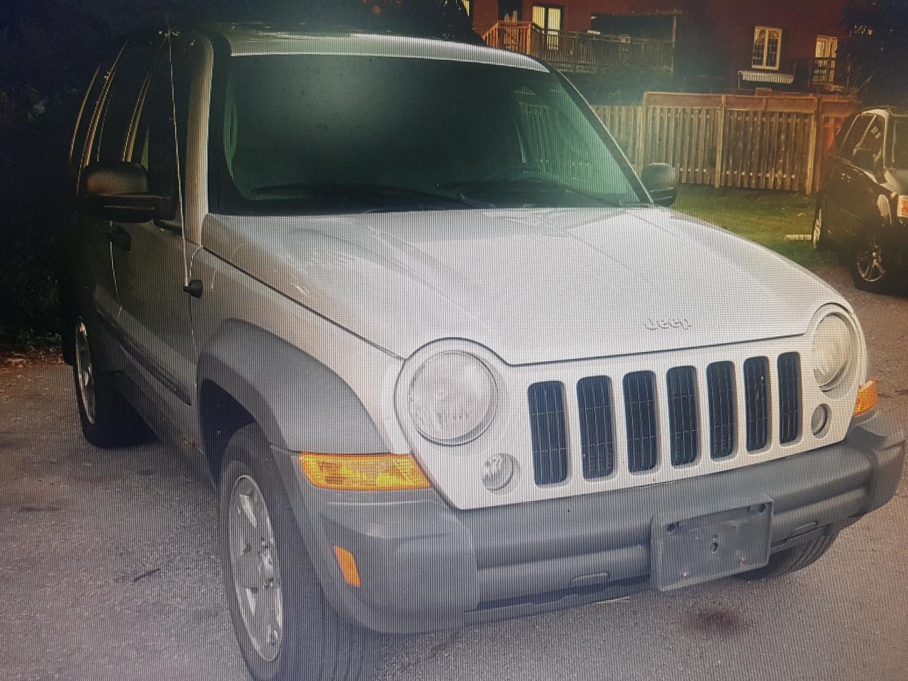 2007 Jeep Liberty Sport V6 4X4 - Photo #3