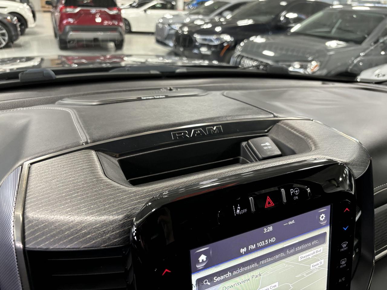 2019 RAM 1500 Limited|4X4|V8HEMI|CREW|NAV|HARMANKARDON|PANOROOF| - Photo #34