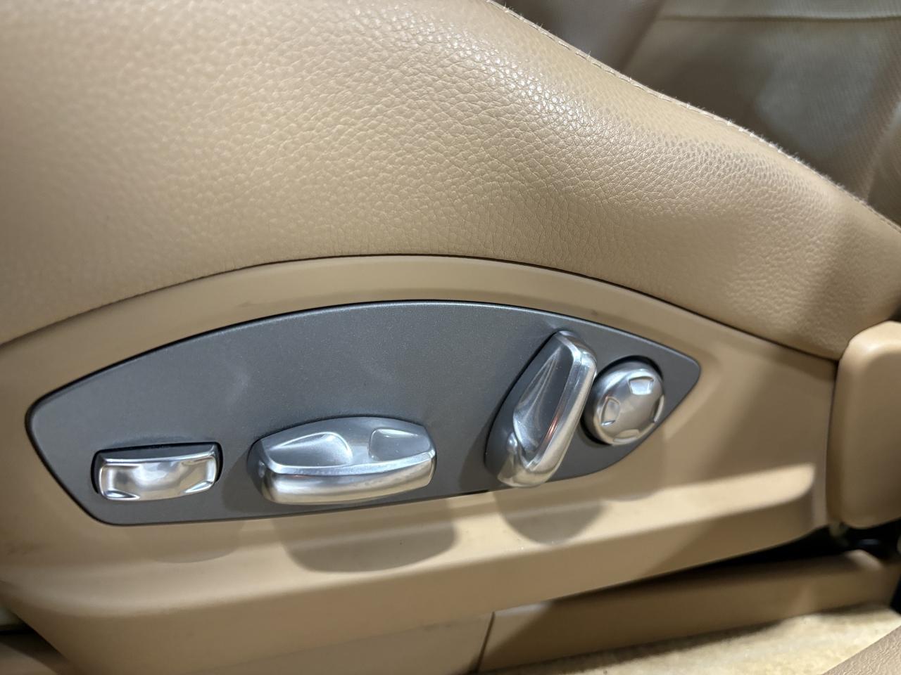 2011 Porsche Panamera 4S AWD|NAV|BOSE|TANLEATHER|WOODTRIMS|SUNROOF|CAM|+ - Photo #18