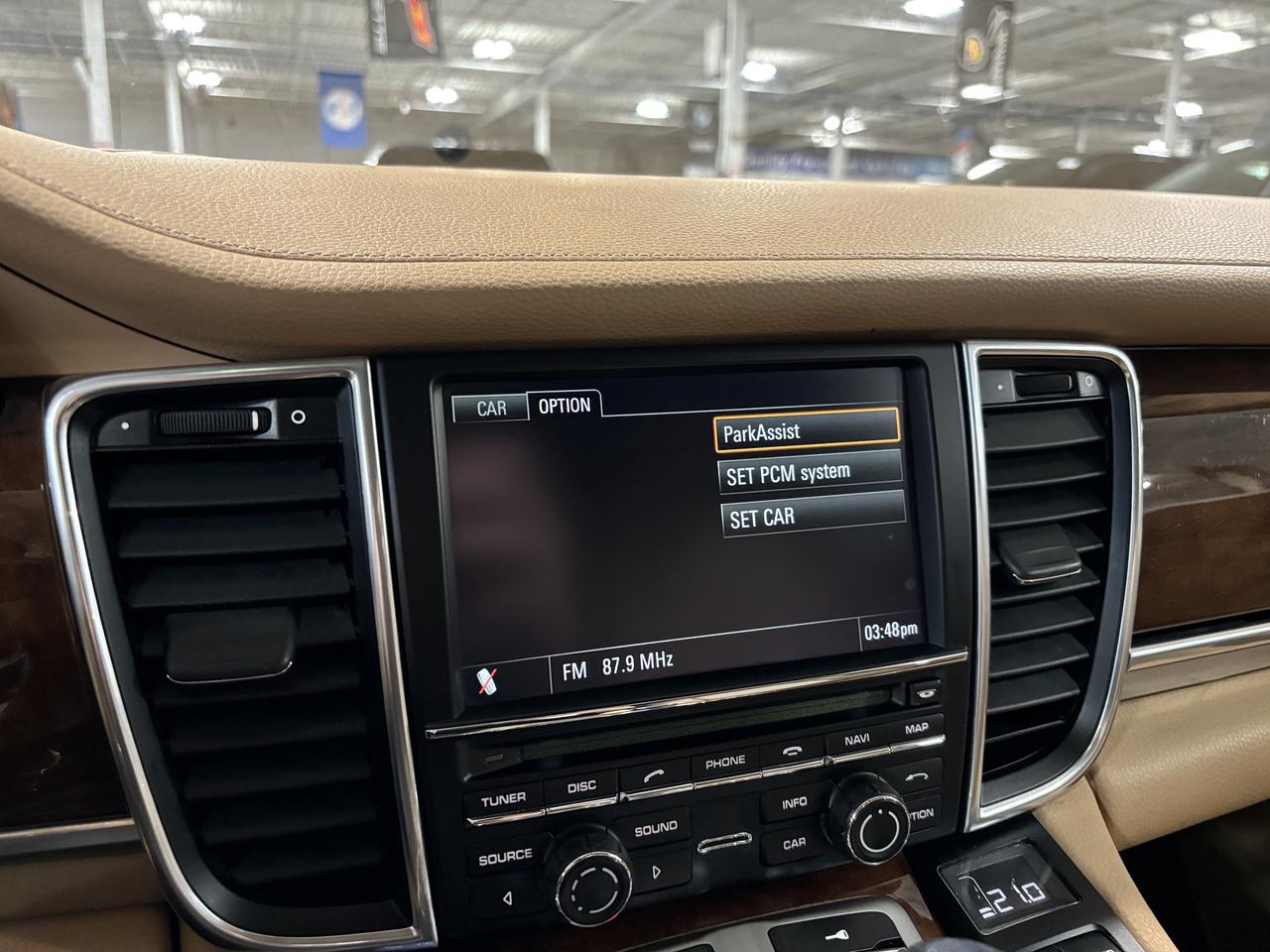 2011 Porsche Panamera 4S AWD|NAV|BOSE|TANLEATHER|WOODTRIMS|SUNROOF|CAM|+ Photo