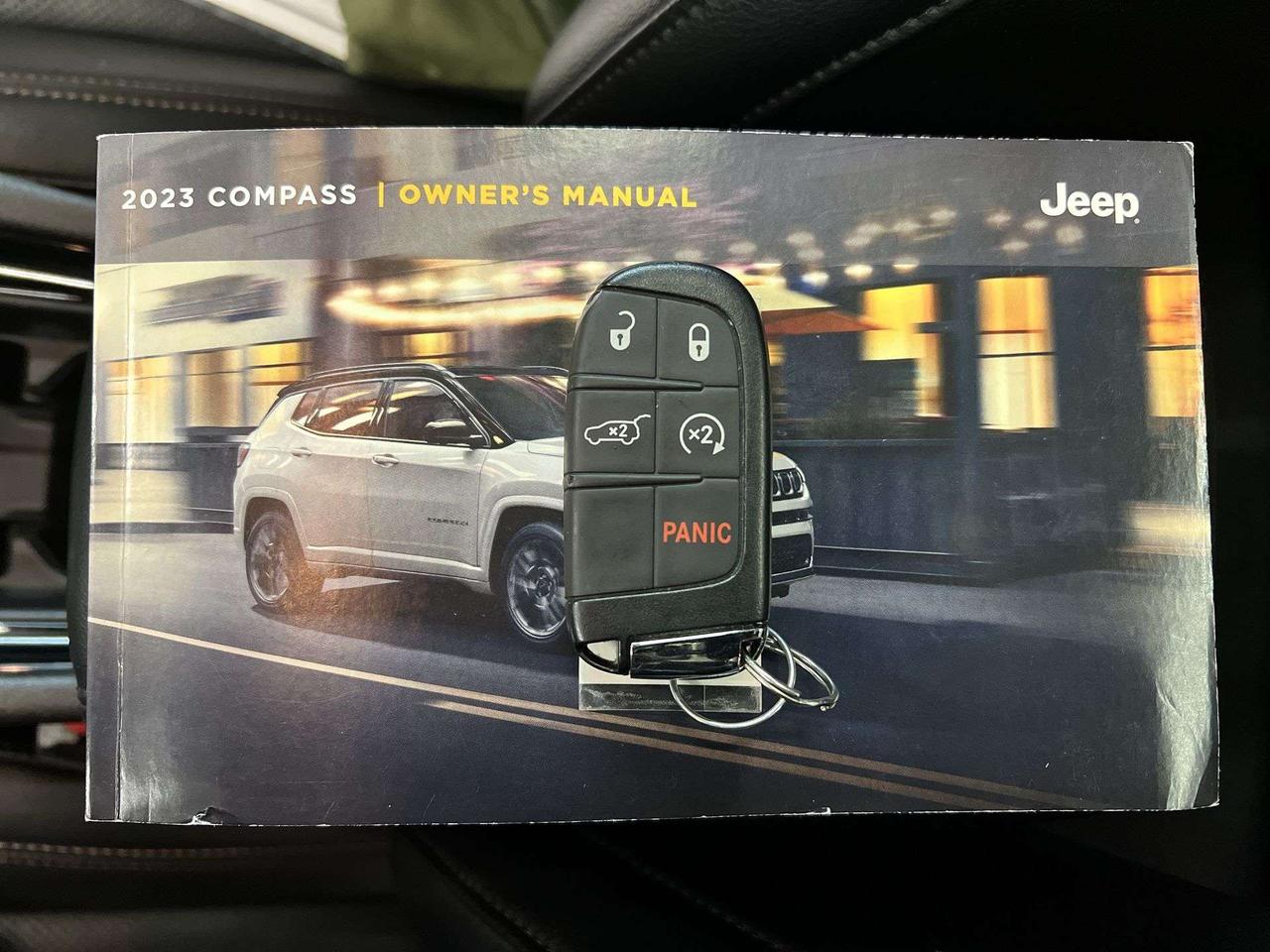 2023 Jeep Compass LIMITED 4X4 | ELITE  | PANO ROOF | COOLED LEATHER Photo