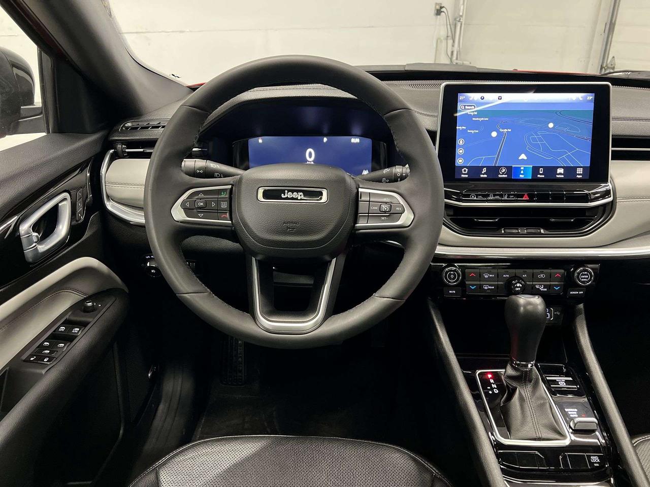 2023 Jeep Compass LIMITED 4X4 | ELITE  | PANO ROOF | COOLED LEATHER Photo