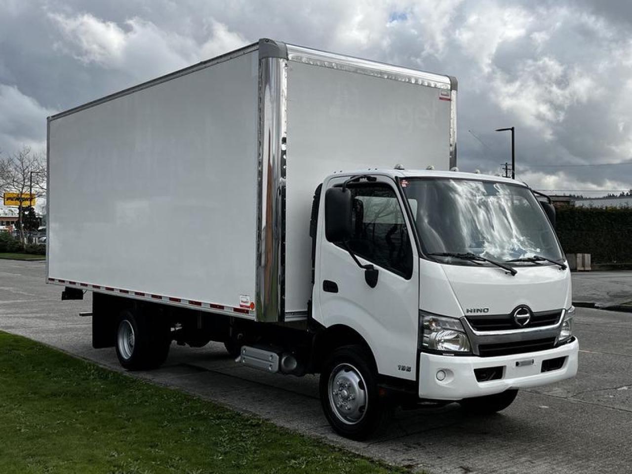 Used 2019 Hino 195 18 Foot Cube Van with Cargo Ramps Diesel for sale in Burnaby, BC