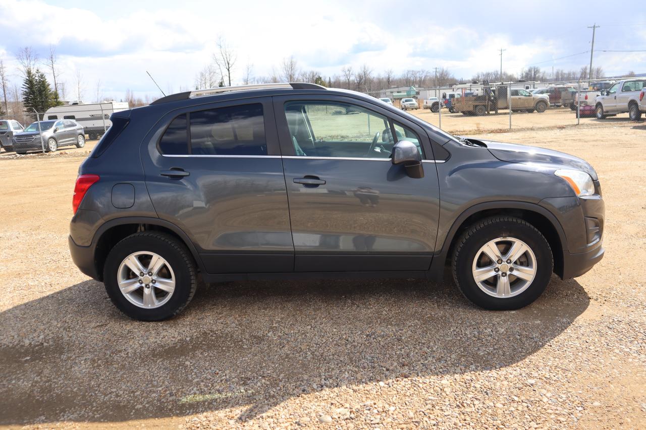 2016 Chevrolet Trax LT Photo5