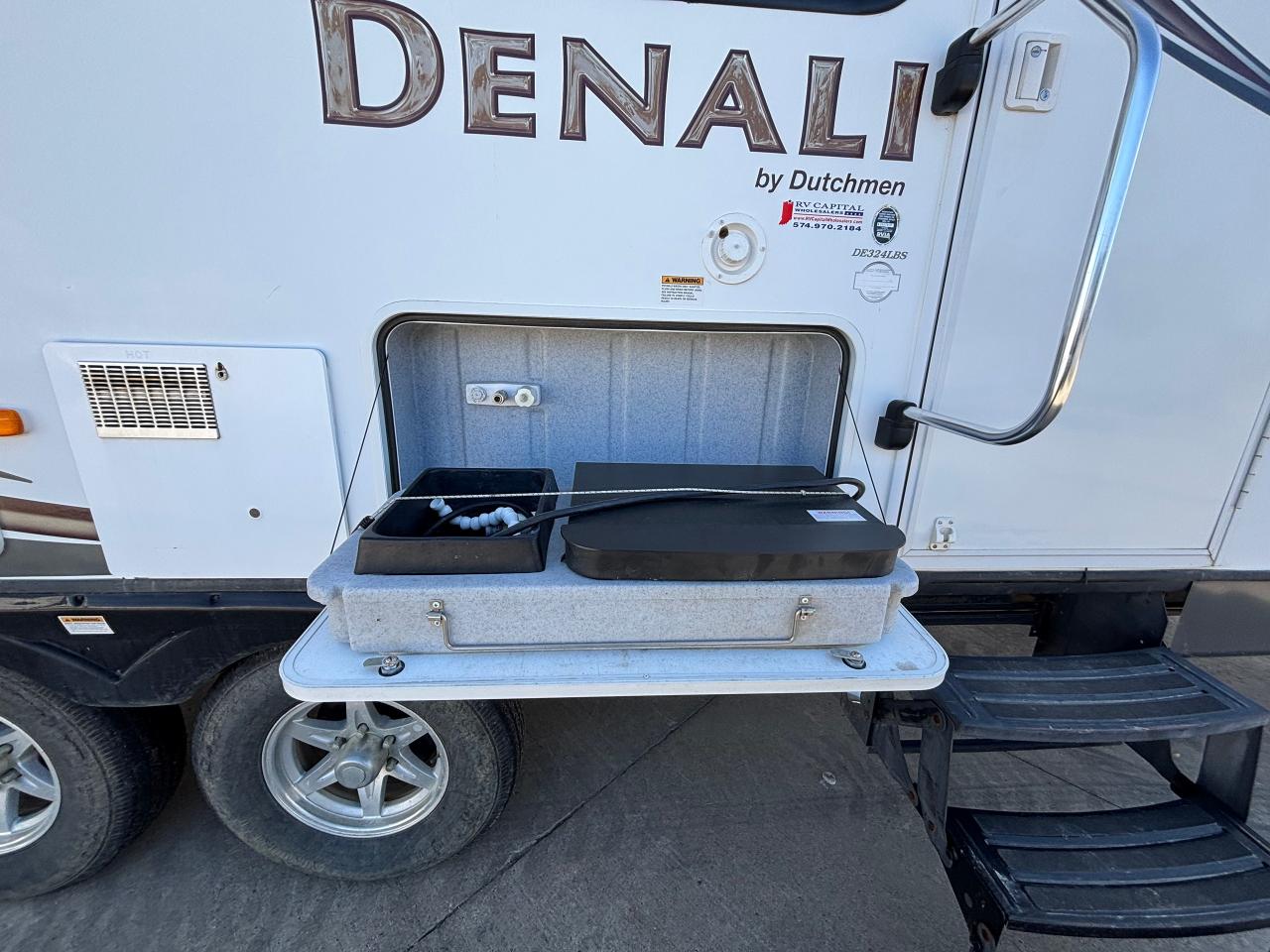 2012 Dutchmen DENALI 324LBS  FIFTH WHEEL RV Photo5