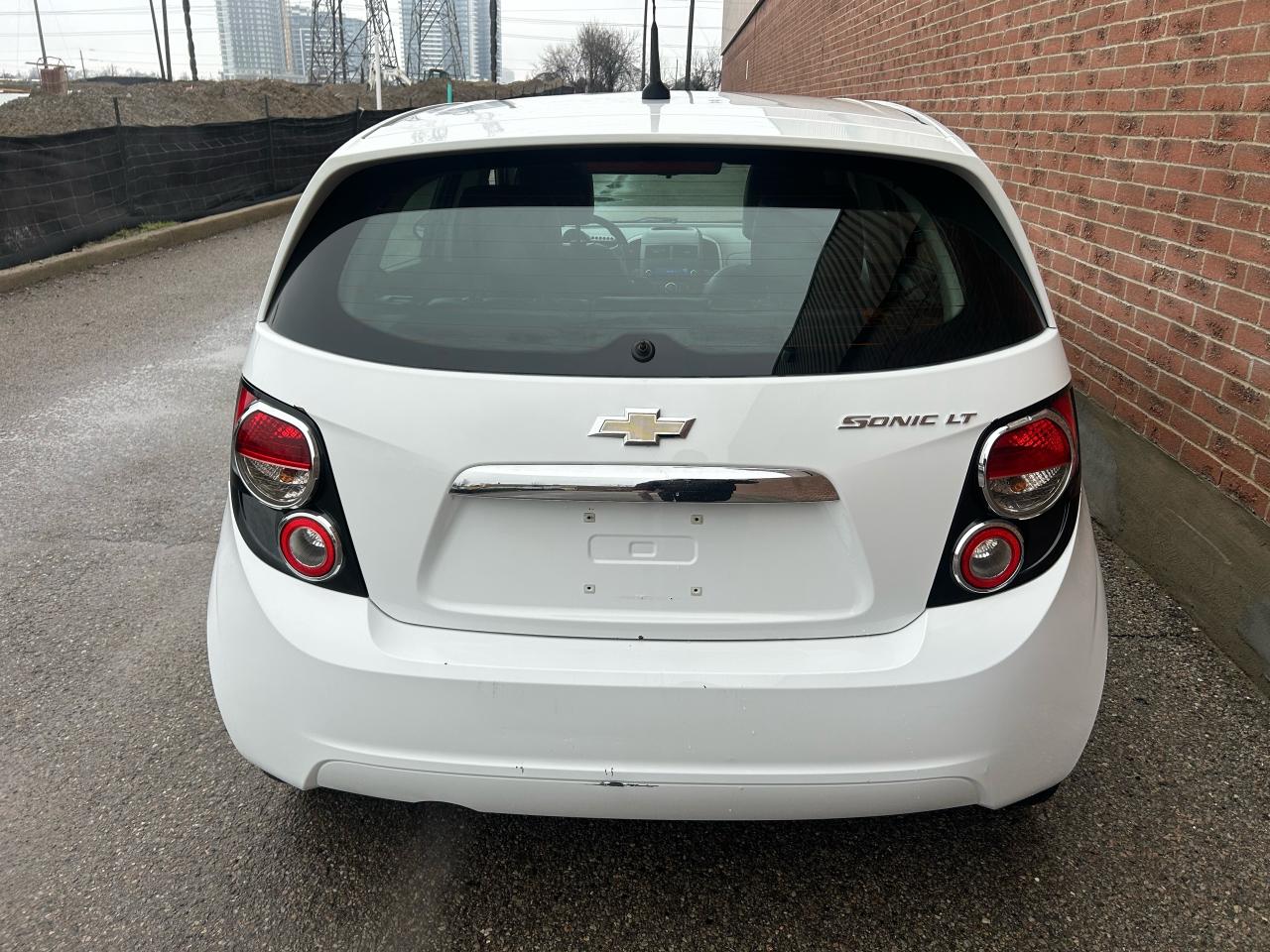 2012 Chevrolet Sonic LTZ - Photo #9