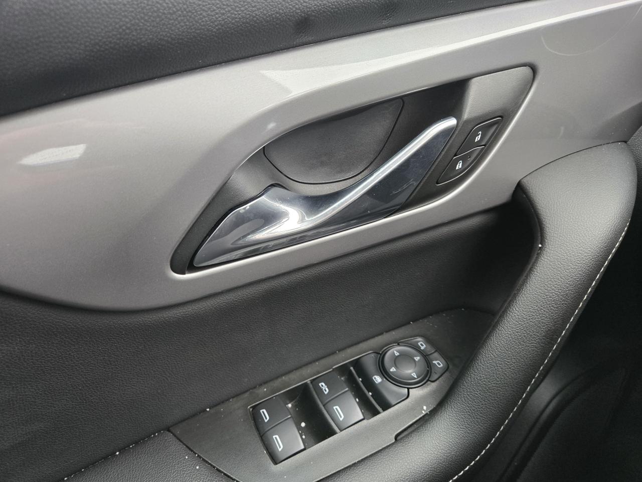2024 Chevrolet Blazer AWD 4dr LT - Photo #17