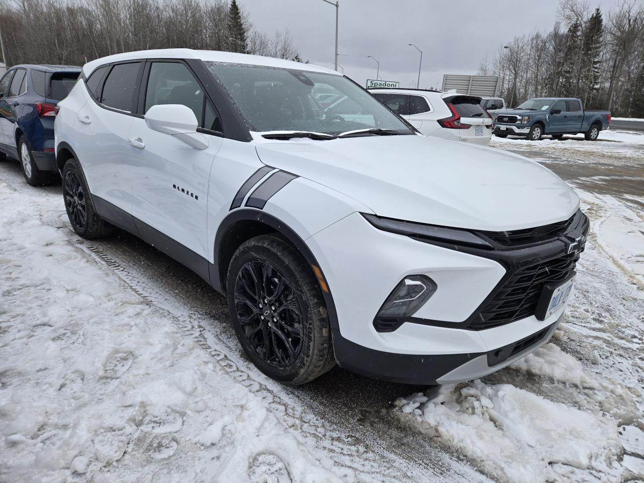 2024 Chevrolet Blazer AWD 4dr LT - Photo #3