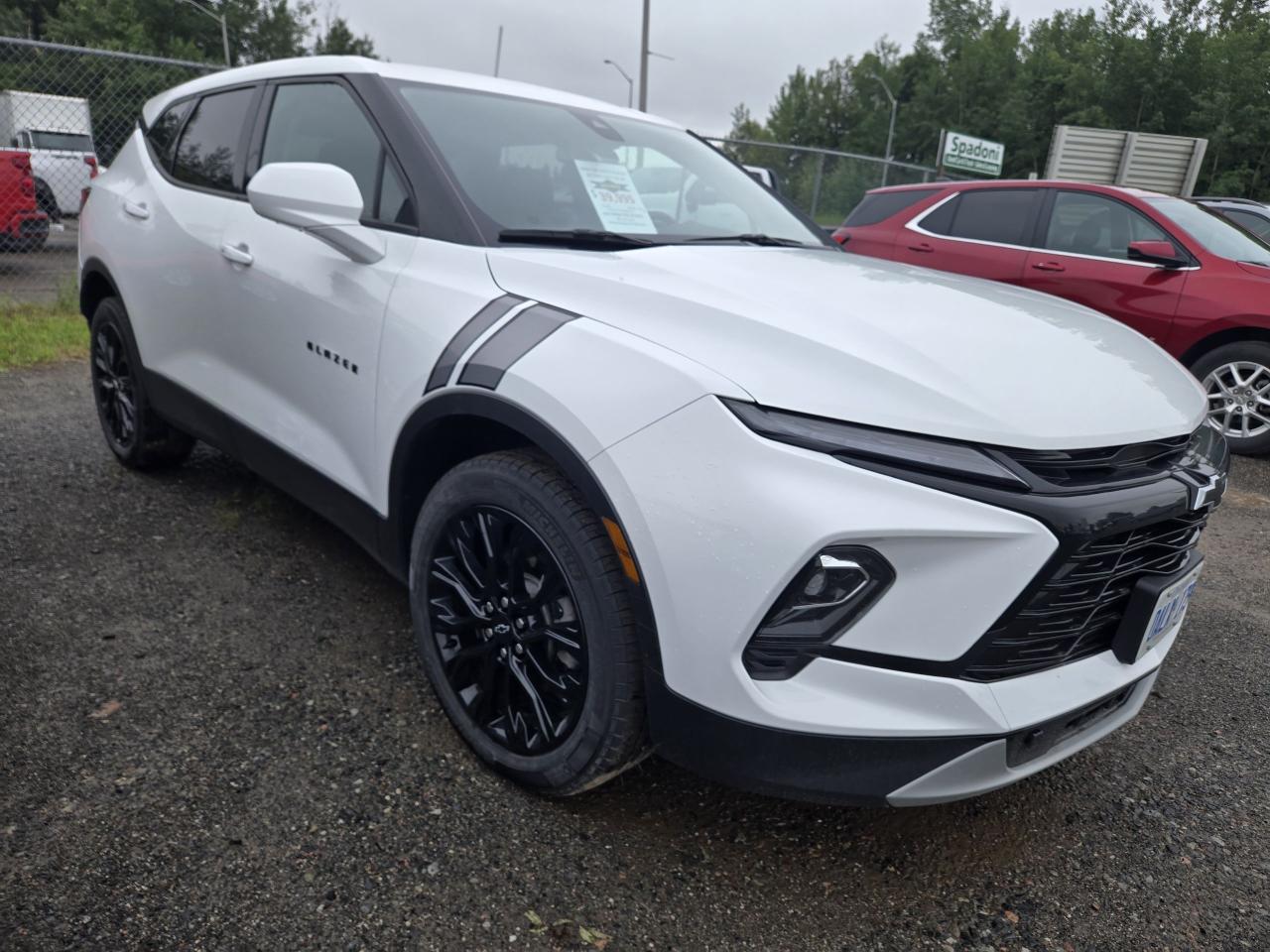 2024 Chevrolet Blazer AWD 4dr LT - Photo #2