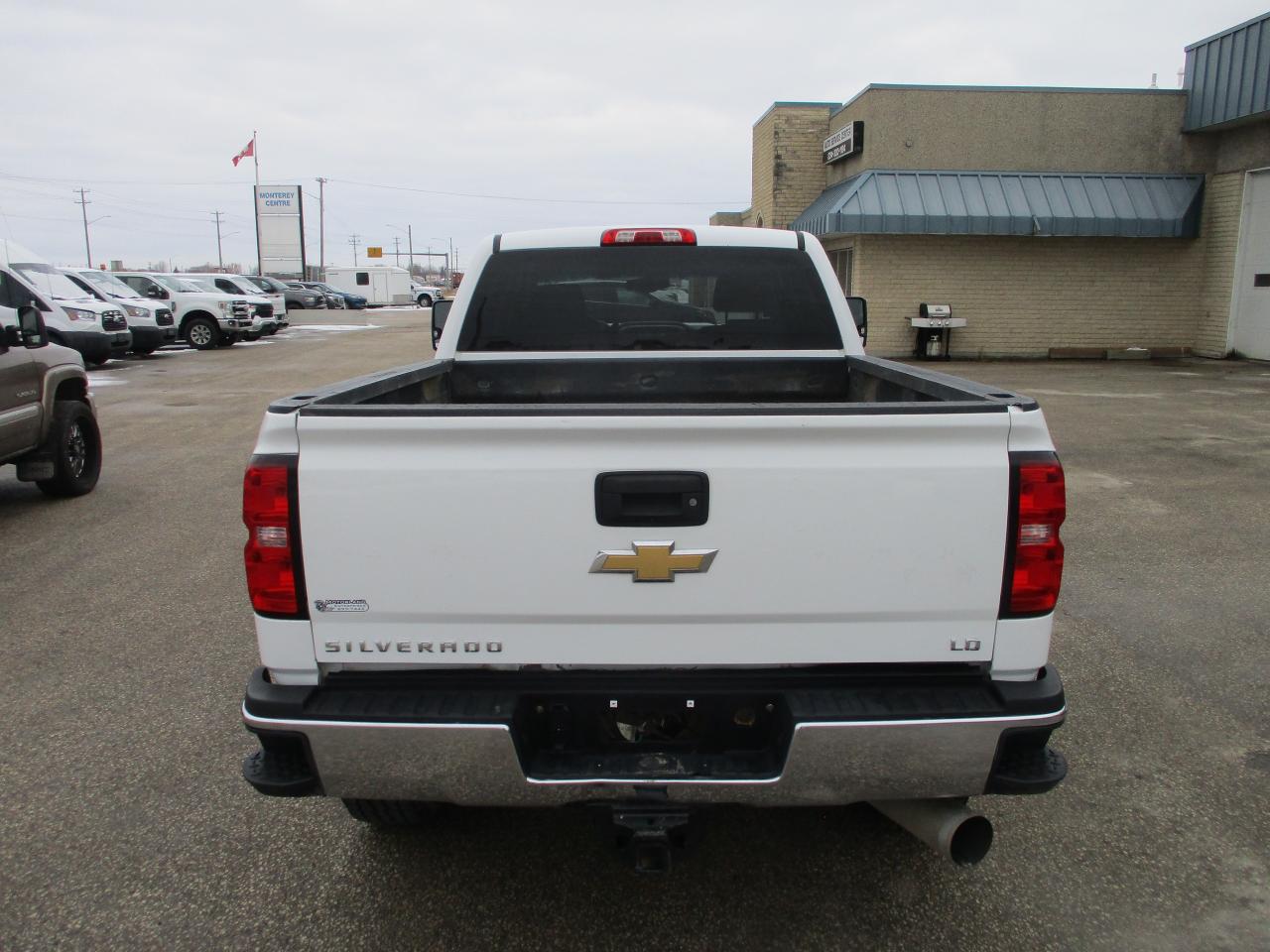2018 Chevrolet Silverado 3500  - Photo #7