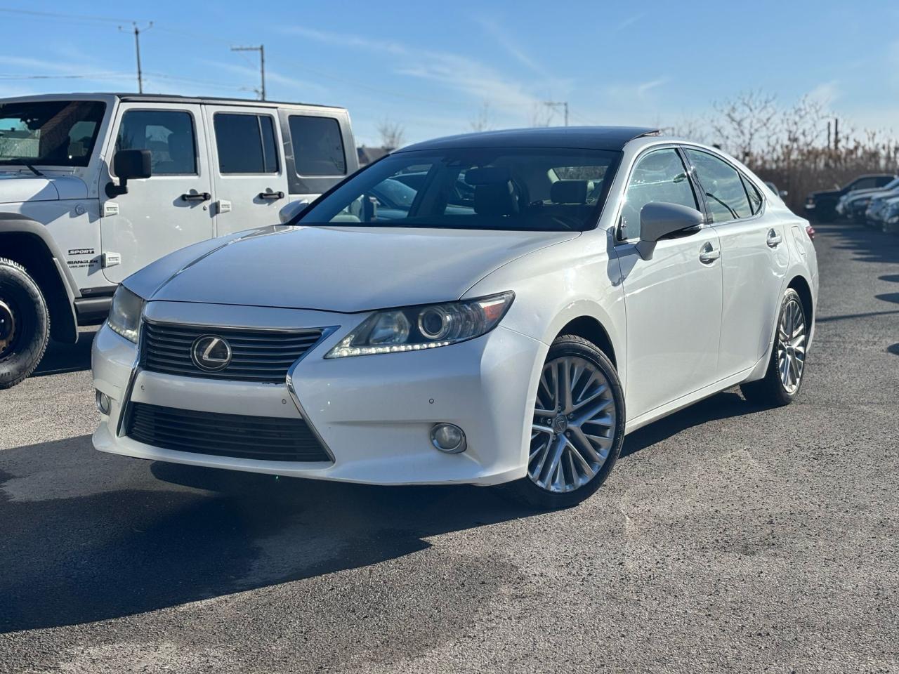2013 Lexus ES 350  - Photo #2