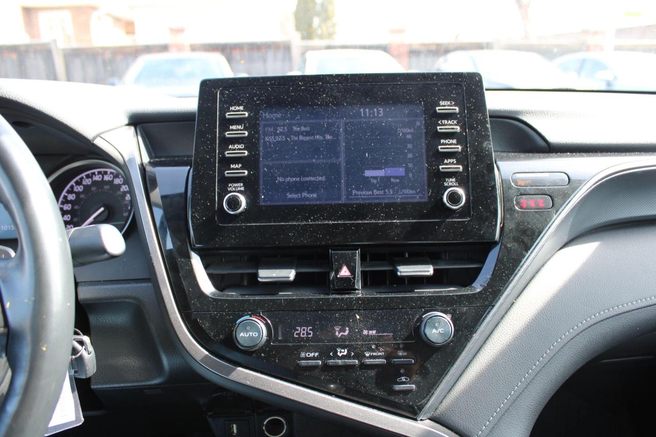 2022 Toyota Camry SE Auto - Photo #9