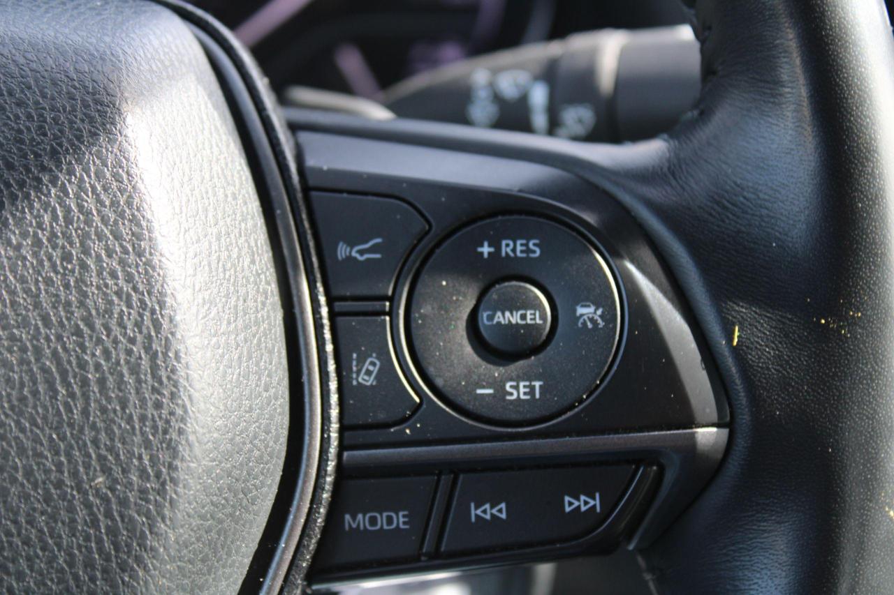 2022 Toyota Camry SE Auto - Photo #11