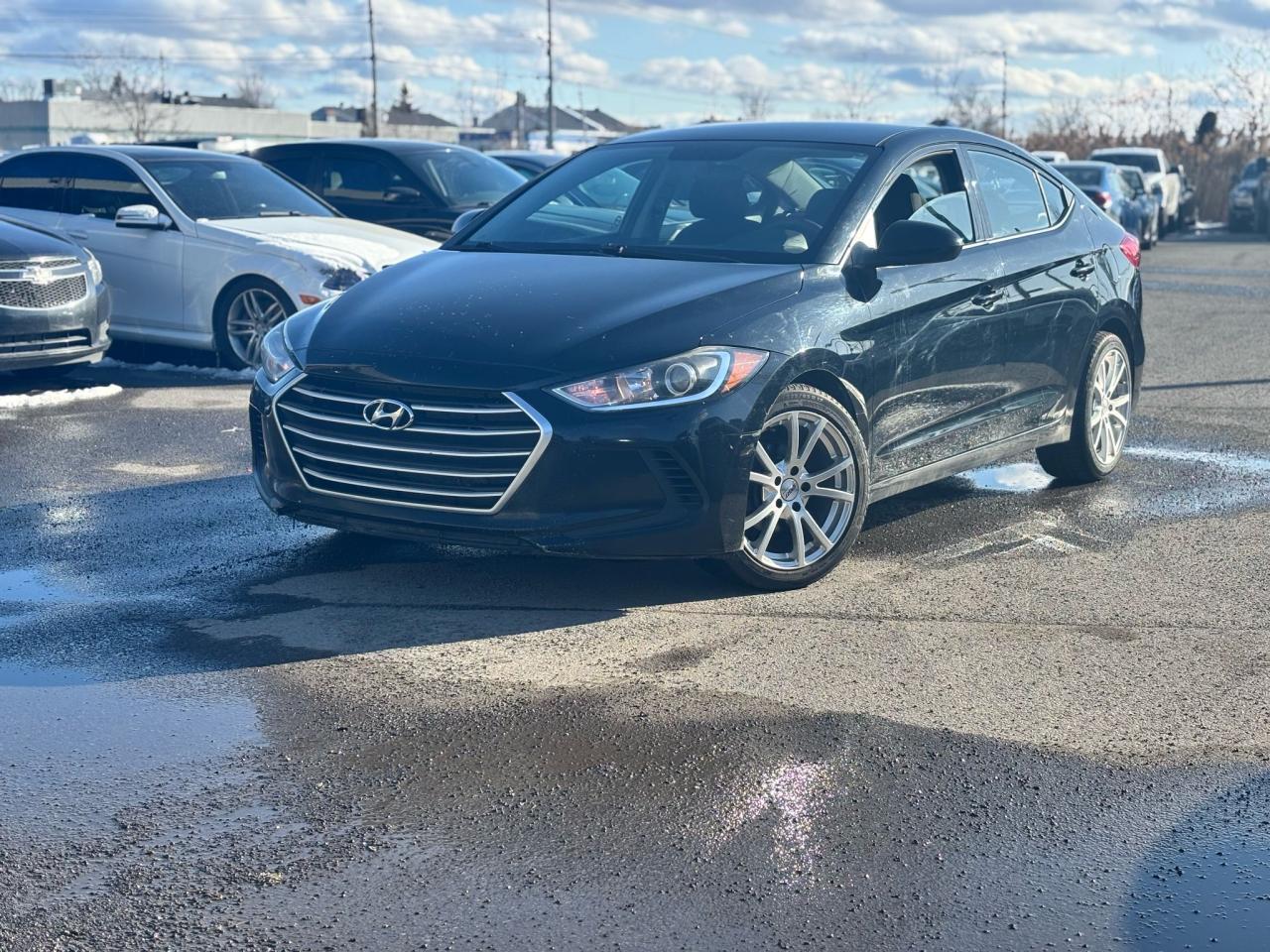 Used 2017 Hyundai Elantra  for sale in Vaudreuil-Dorion, QC