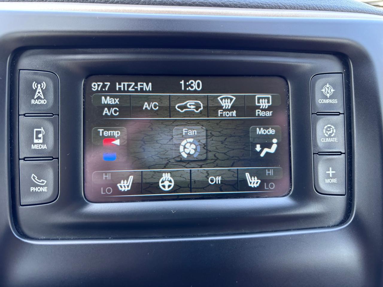 2016 Jeep Cherokee REMOTE START HEATED SEATS & WHEEL - Photo #18