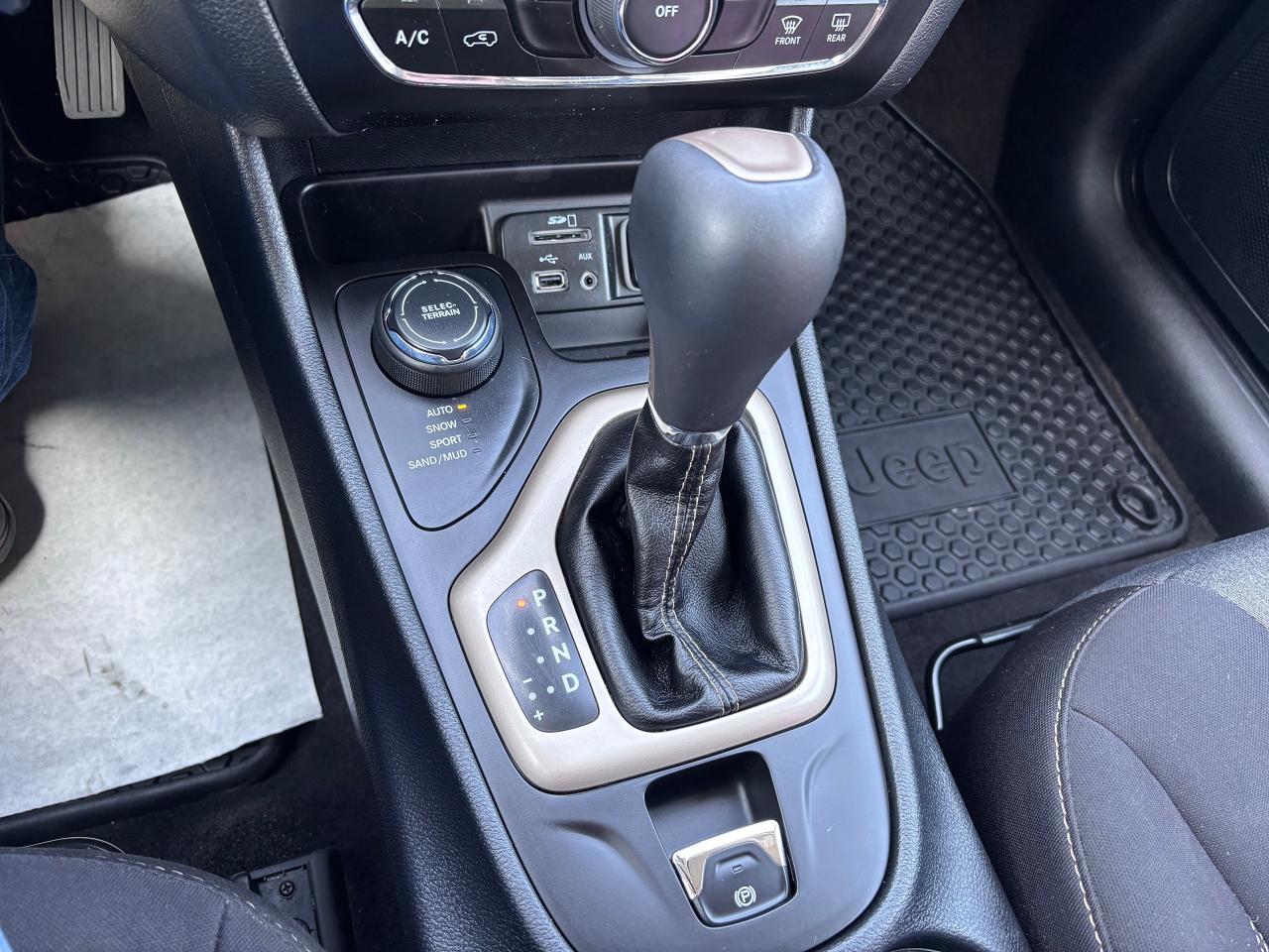 2016 Jeep Cherokee REMOTE START HEATED SEATS & WHEEL - Photo #19
