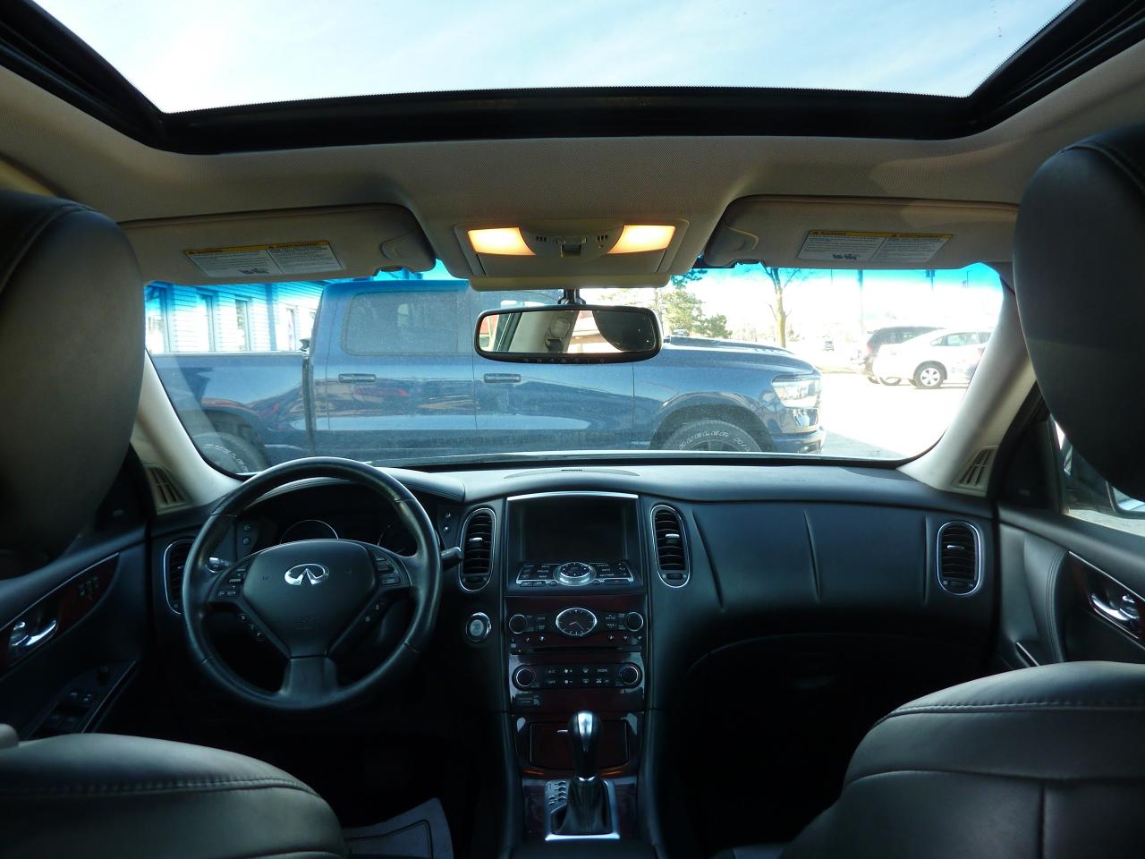 2011 Infiniti EX35 AWD 4DR - Photo #17