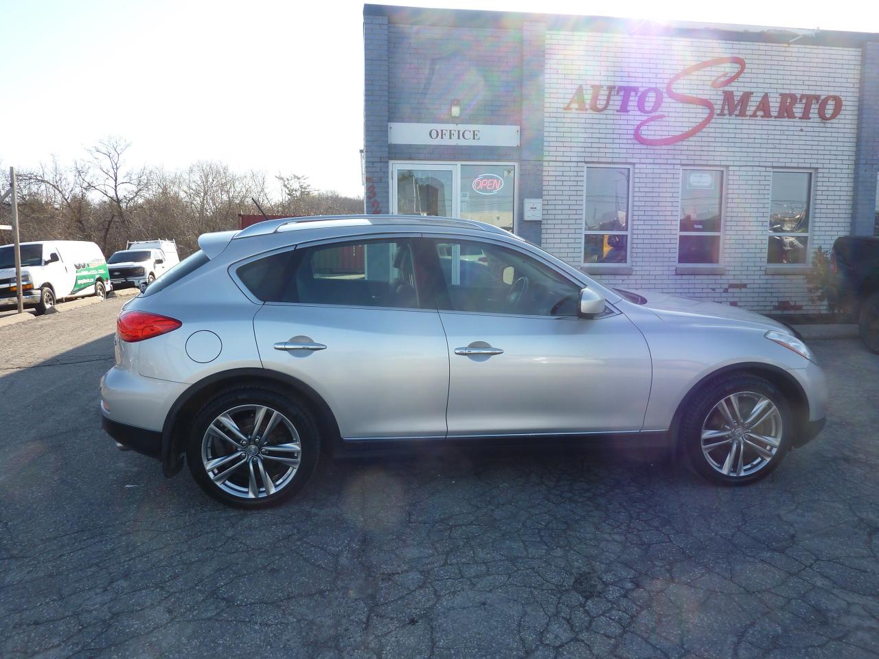 2011 Infiniti EX35 AWD 4DR - Photo #4