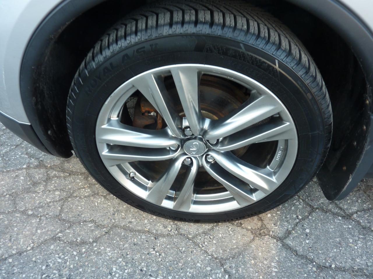 2011 Infiniti EX35 AWD 4DR - Photo #23