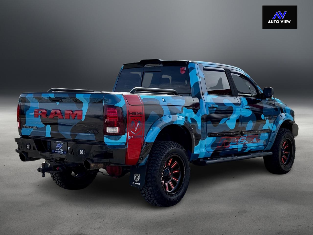 2017 RAM 1500 Rebel **DEALER SERVICED**AIR SUSPENSION** Photo4