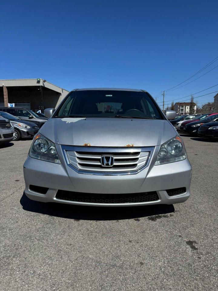 2010 Honda Odyssey  - Photo #2
