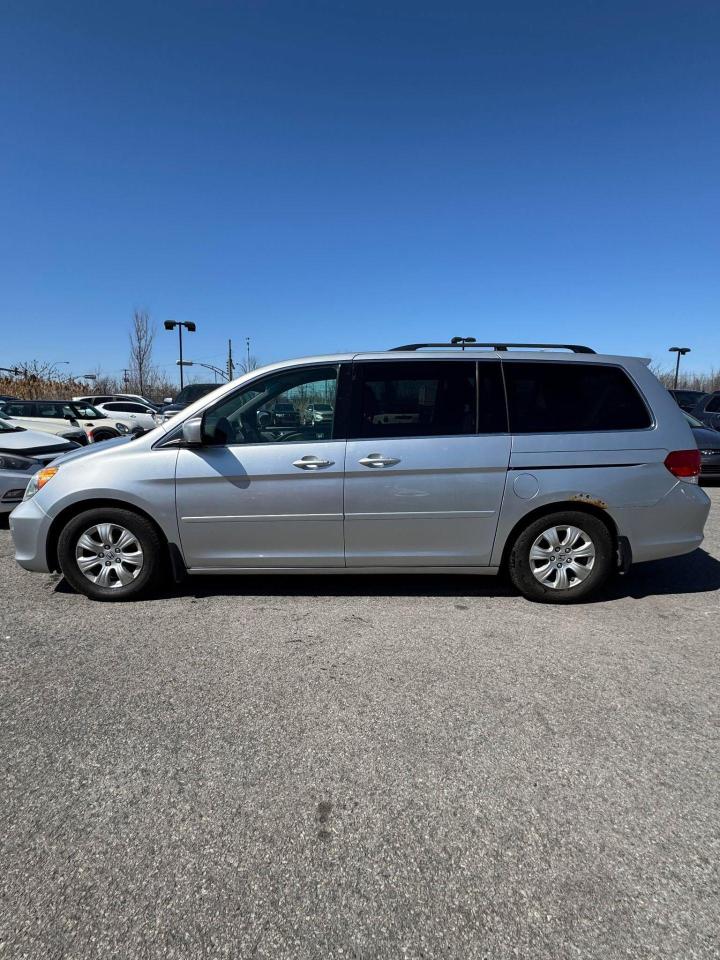 2010 Honda Odyssey  - Photo #4