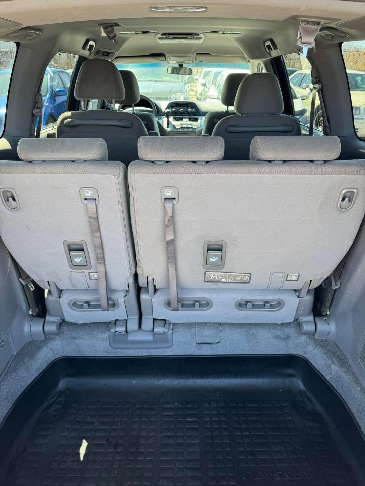 2010 Honda Odyssey  - Photo #10