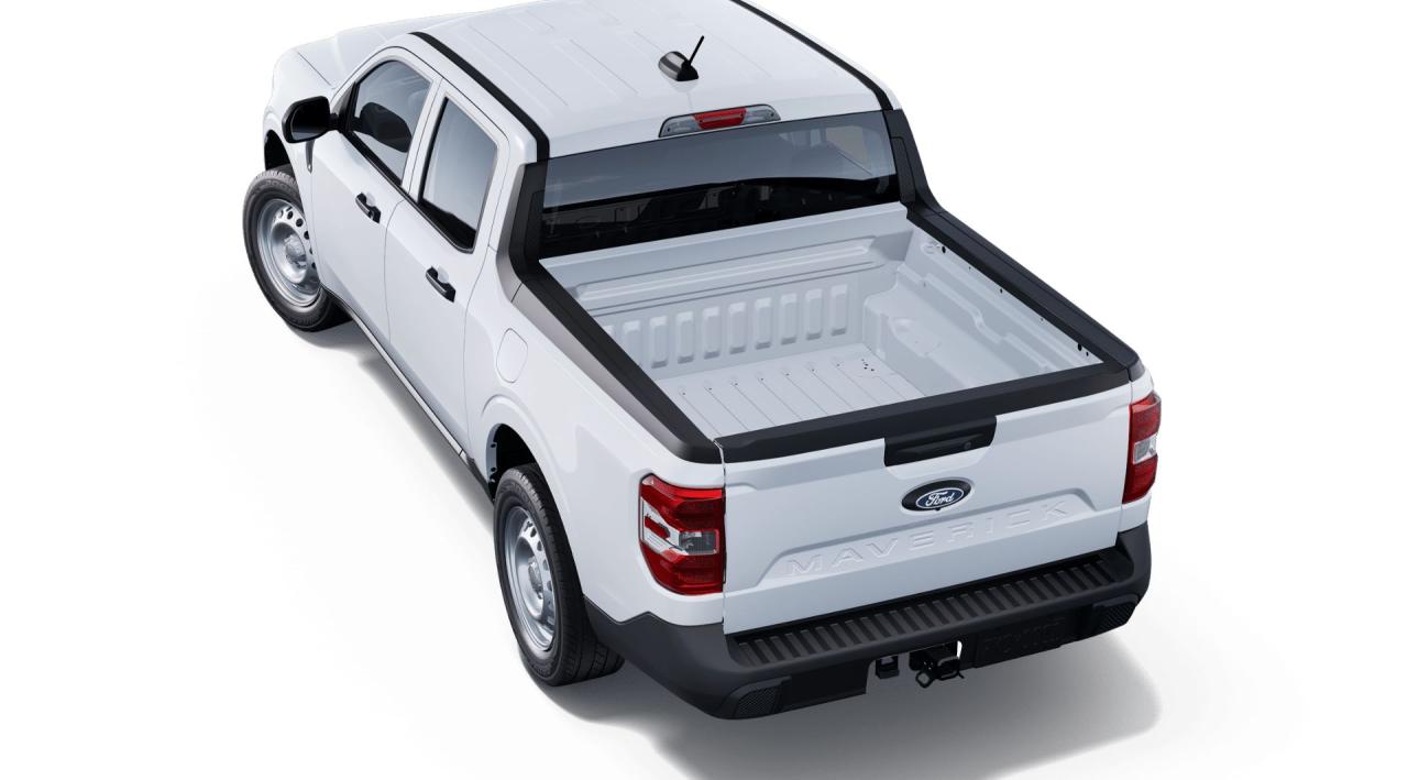 2025 Ford Maverick XL AWD SuperCrew Photo1
