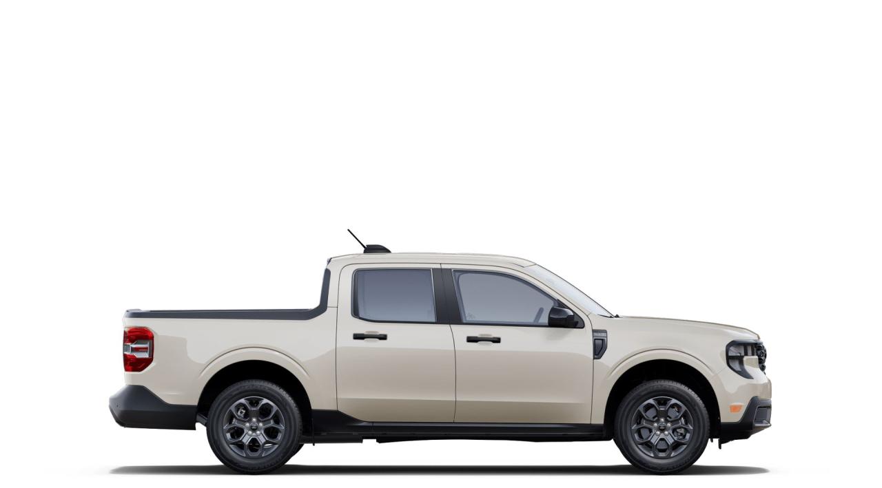 2025 Ford Maverick XLT AWD SuperCrew Photo4