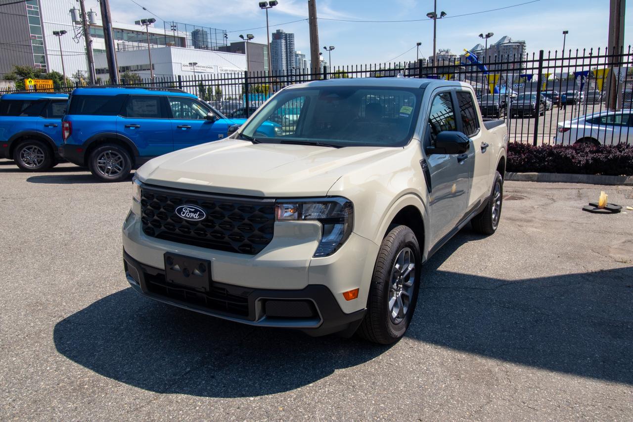 New 2025 Ford Maverick XLT AWD SuperCrew for sale in New Westminster, BC