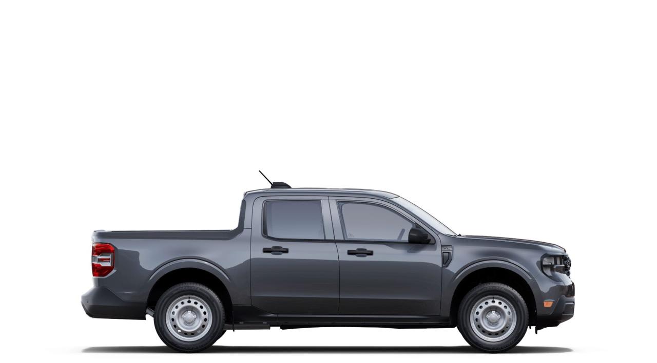 2025 Ford Maverick XL AWD SuperCrew Photo4