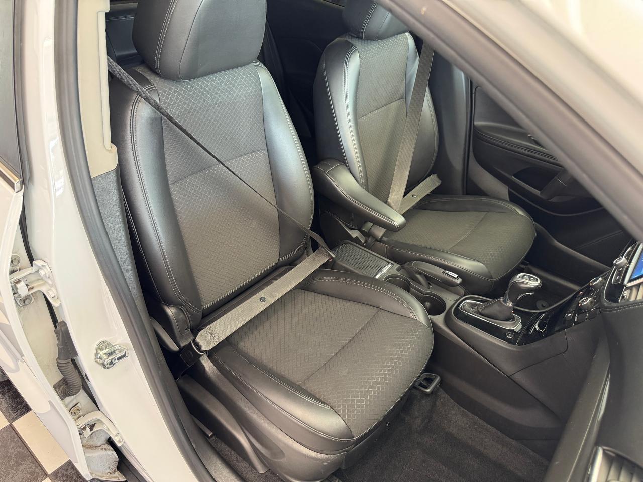 2018 Buick Encore Preferred+Camera+ApplePlay+CLEAN CARFAX - Photo #22