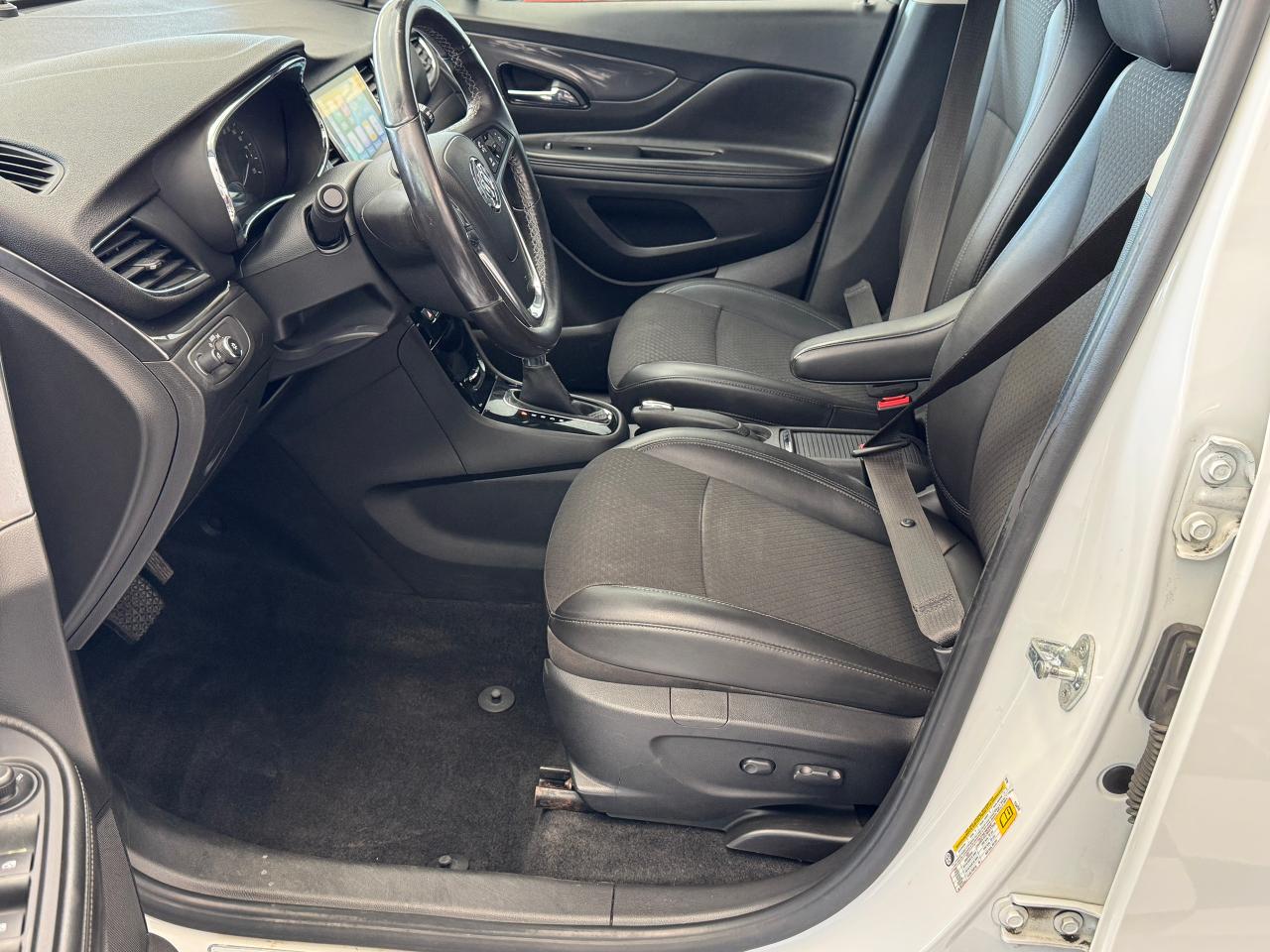 2018 Buick Encore Preferred+Camera+ApplePlay+CLEAN CARFAX - Photo #18