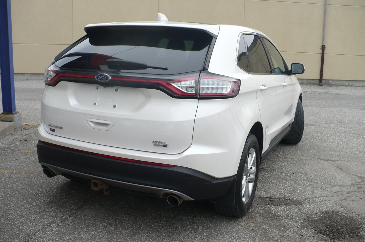 2017 Ford Edge 4DR Sel AWD Photo2