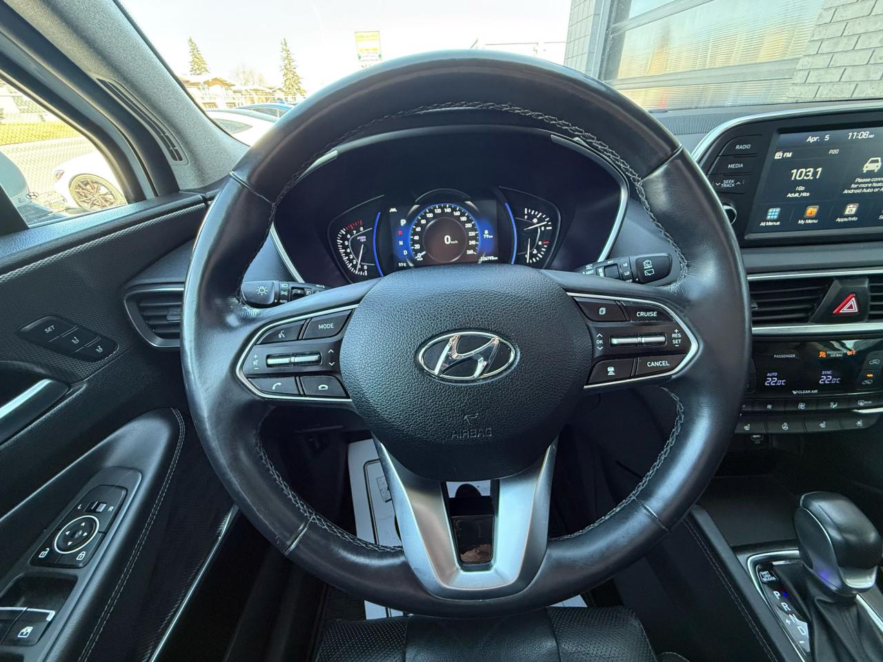 2019 Hyundai Santa Fe 2.0T Luxury AWD - Photo #22