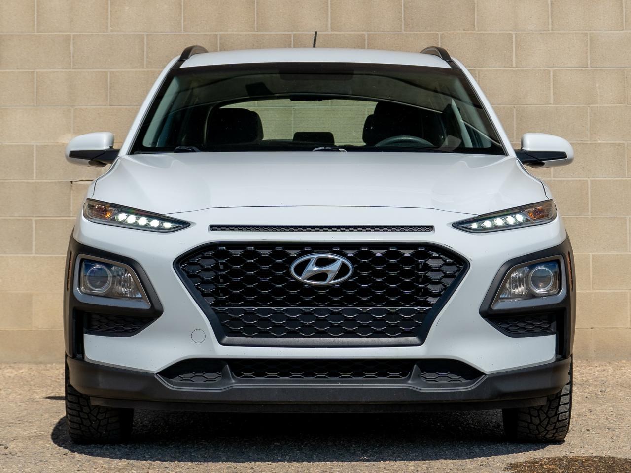 2018 Hyundai KONA Essential - Photo #2