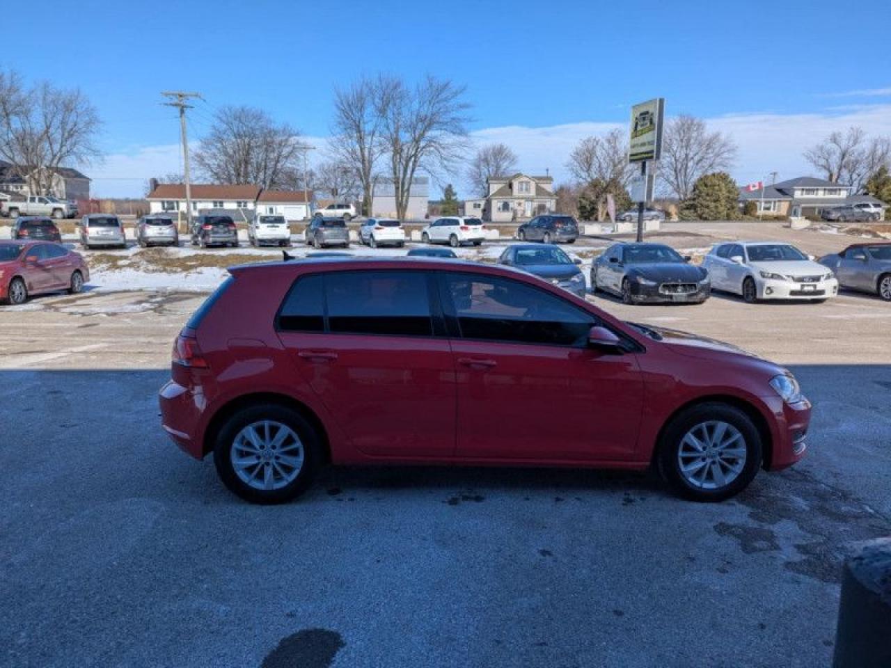 2017 Volkswagen Golf | ACCIDENT FREE | FUEL EFFICIENT | - Photo #6