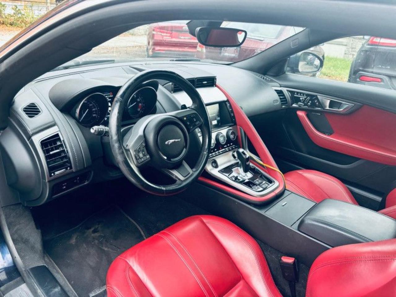2015 Jaguar F-Type COUPE  0 ACCIDENTS/SERVICE RECORDS/ ACTIVE EXHUAST - Photo #10