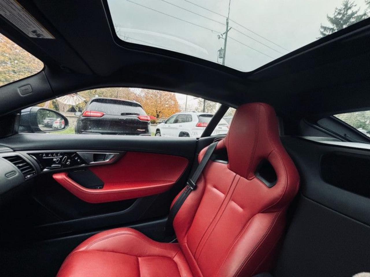 2015 Jaguar F-Type COUPE  0 ACCIDENTS/SERVICE RECORDS/ ACTIVE EXHUAST - Photo #20