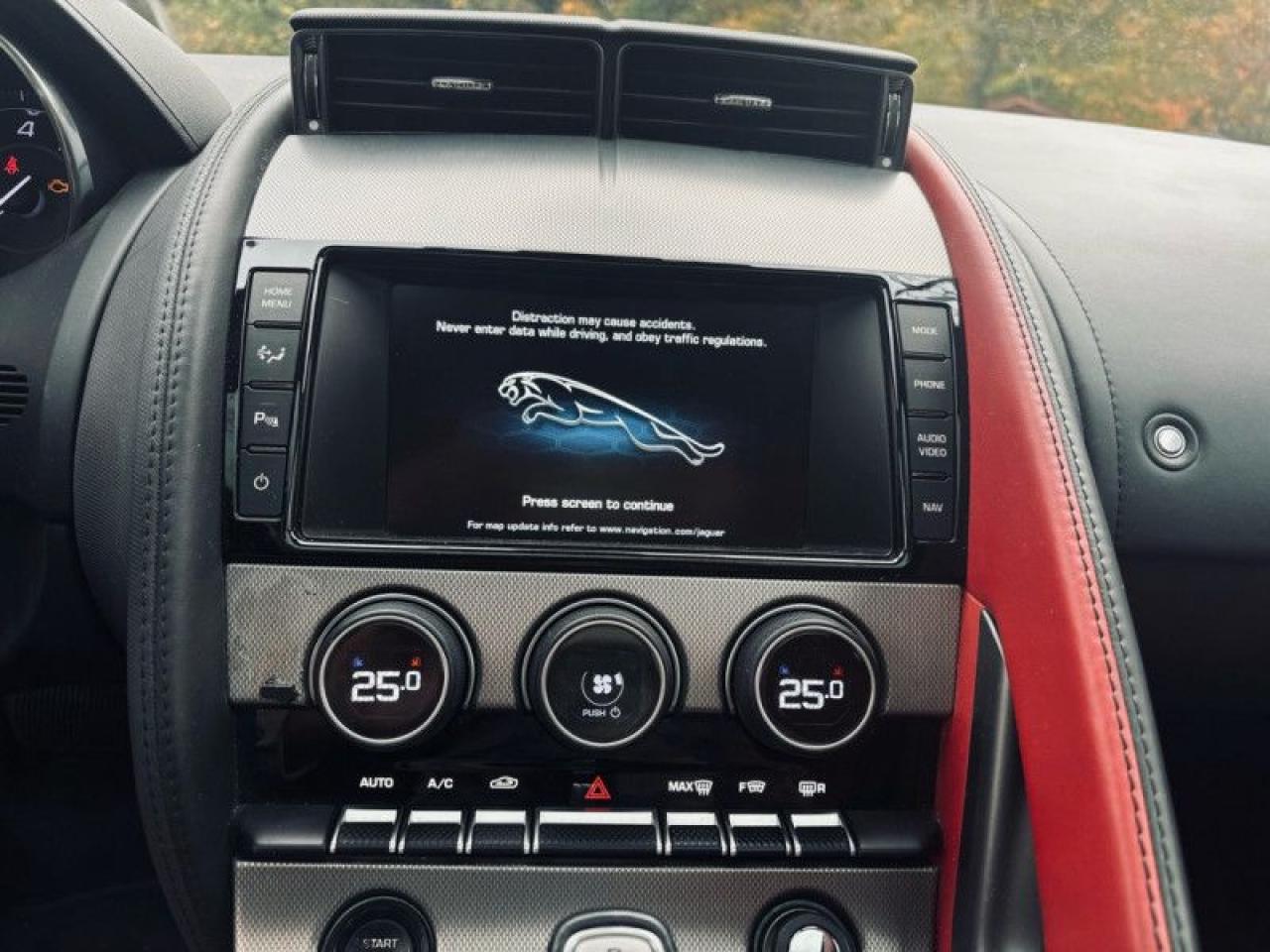 2015 Jaguar F-Type COUPE  0 ACCIDENTS/SERVICE RECORDS/ ACTIVE EXHUAST - Photo #21