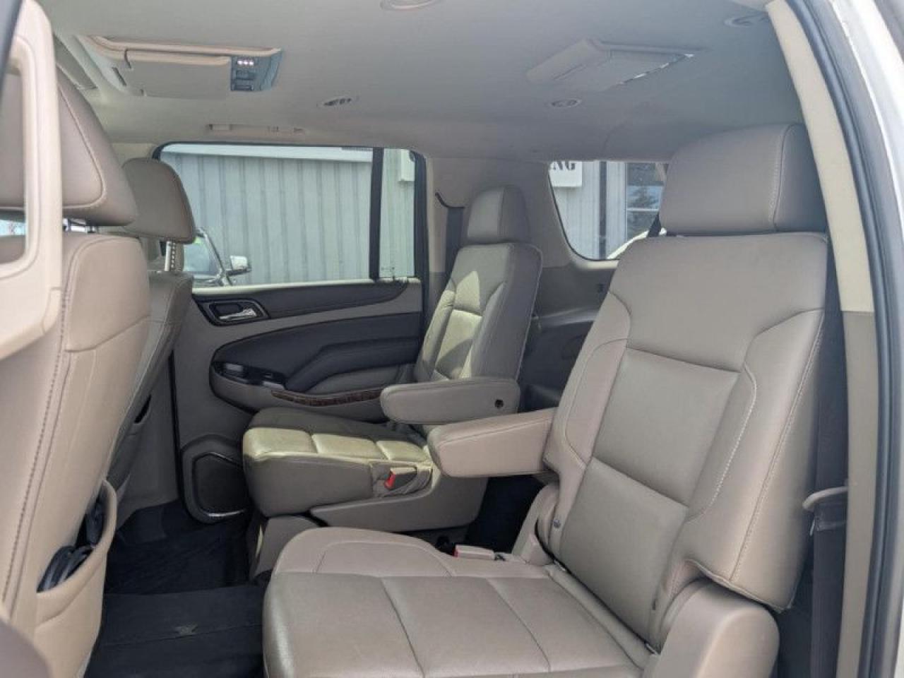 2018 Chevrolet Suburban Premier  | ACCIDENT FREE | V8 | 4X4 | - Photo #12