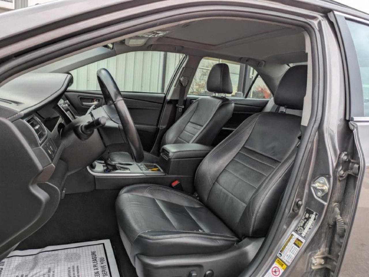 2015 Toyota Camry HYBRID | HYBRID | RELIABLE | - Photo #14