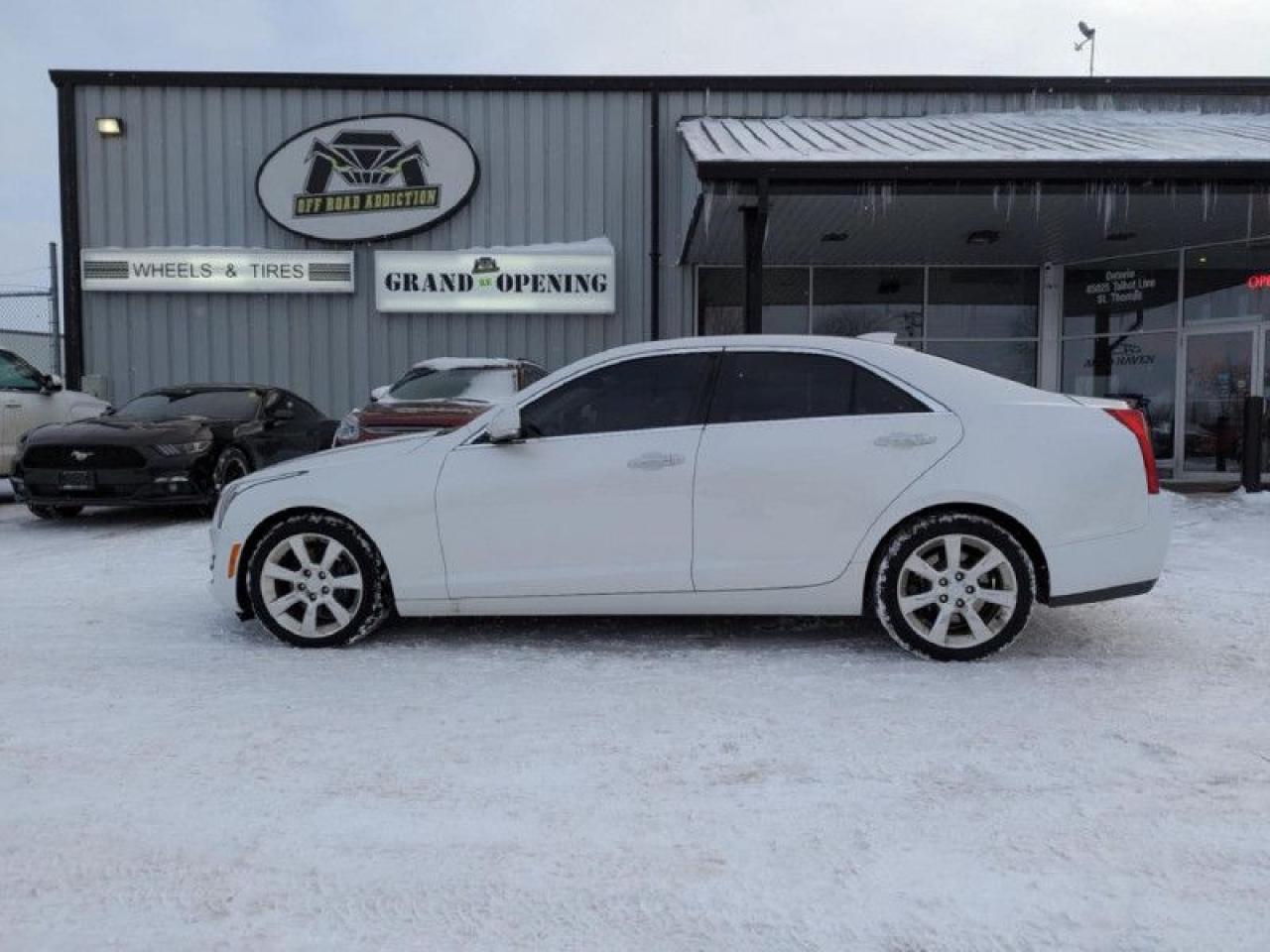 2016 Cadillac ATS Sedan 3.6L LUXURY COLLECTION  | ACCIDENT FREE | LOW MILEAGE | - Photo #2