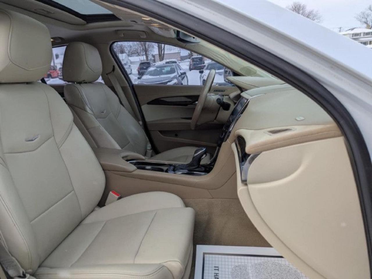 2016 Cadillac ATS Sedan 3.6L LUXURY COLLECTION  | ACCIDENT FREE | LOW MILEAGE | - Photo #13