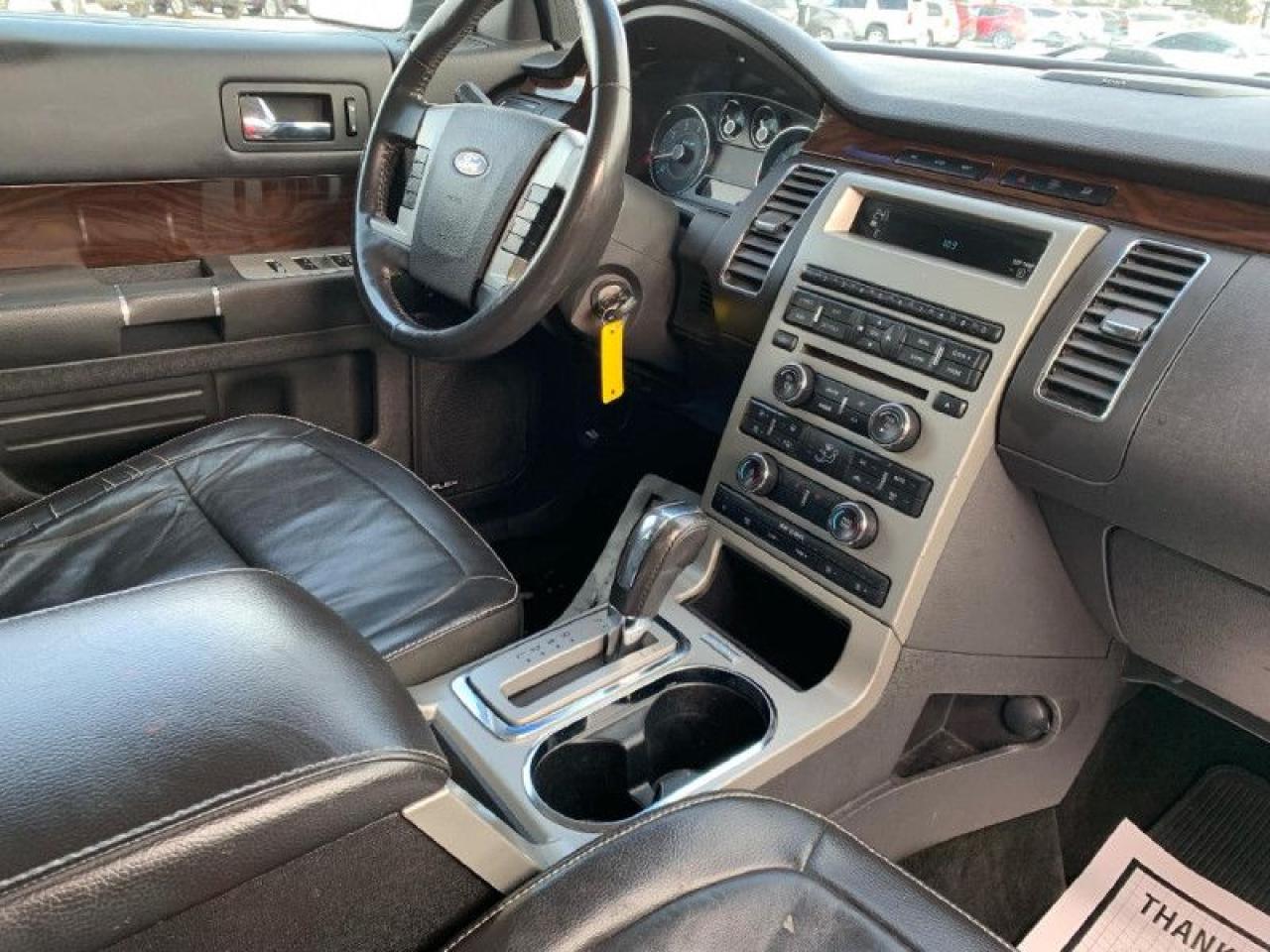2012 Ford Flex SEL  | ACCIDENT FREE | 6 SEATER | - Photo #2