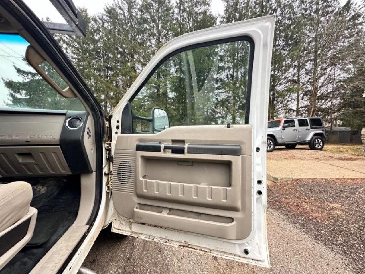 2008 Ford F-350 Super Duty - AM/FM Radio - Photo #15