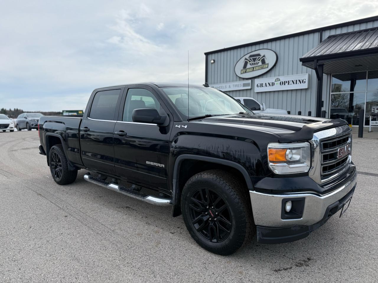 2014 GMC Sierra 1500 SLE Photo2