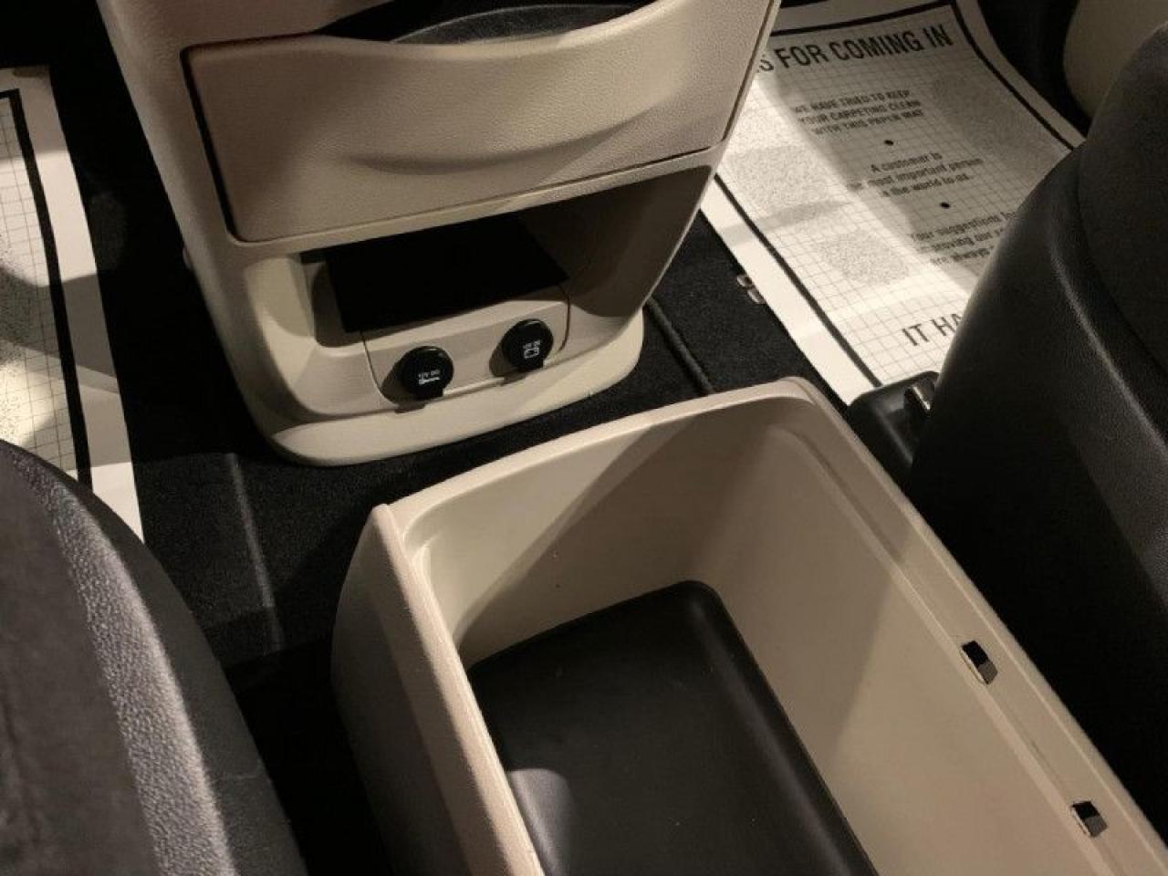 2014 Dodge Grand Caravan SXT  | ACCIDENT FREE | AS-IS | - Photo #12